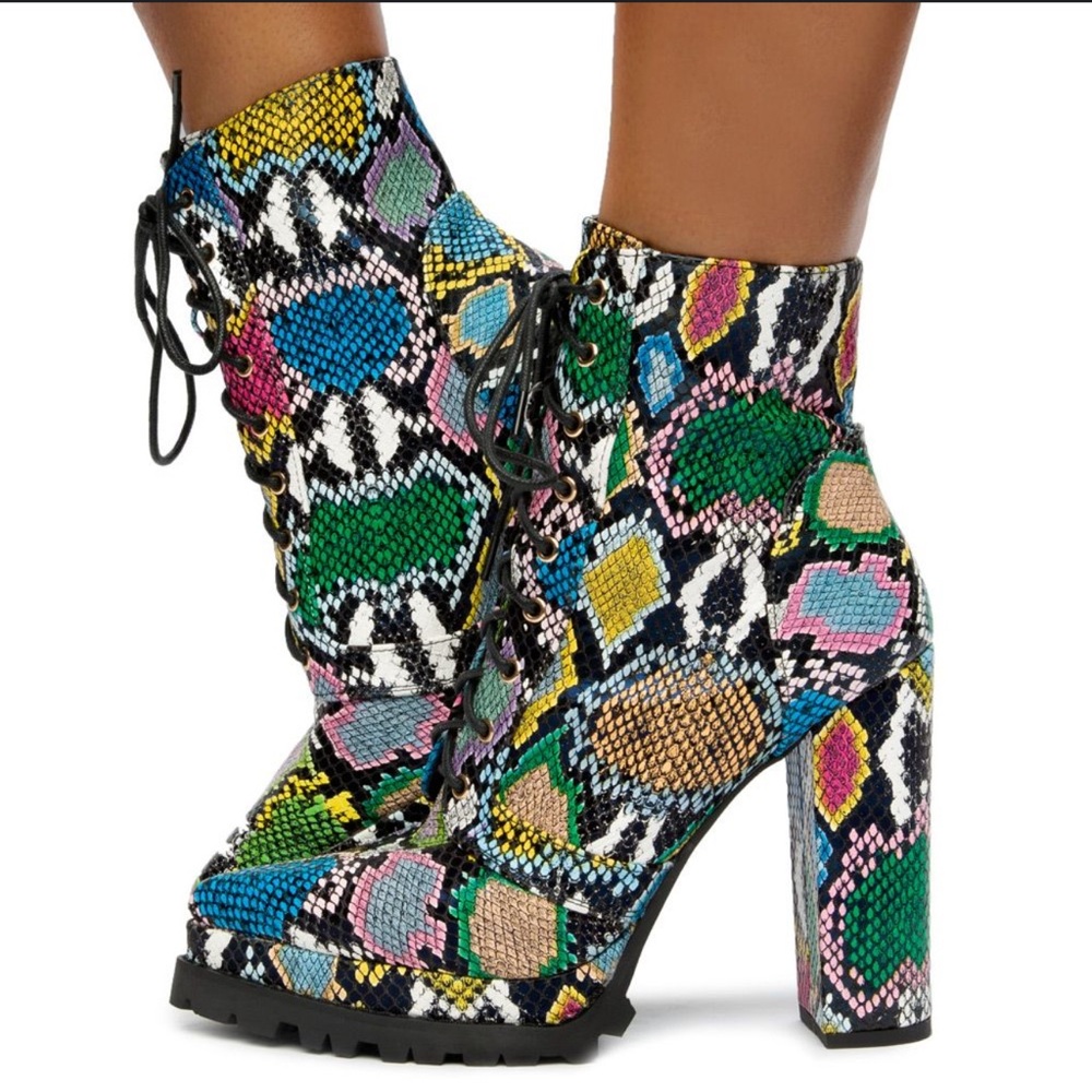 LILIANA SHOES, IRIE-1 LACE UP BOOTIES, Multi Snake, 38